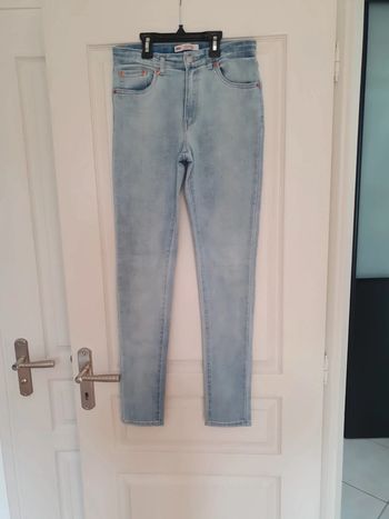Jean Levi's 720 high rise super skinny 14 ans