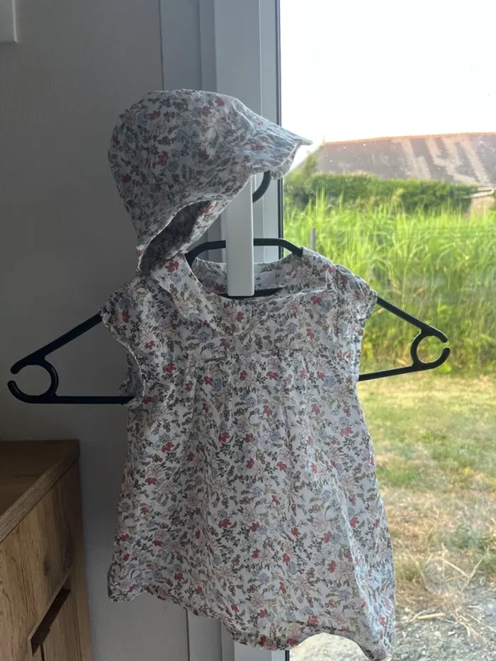 Robe + chapeau vertbaudet