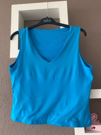 T shirt col V turquoise