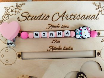 Attache tétine personnalisée 