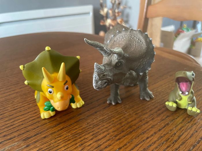 Lot de 3 dinausaures