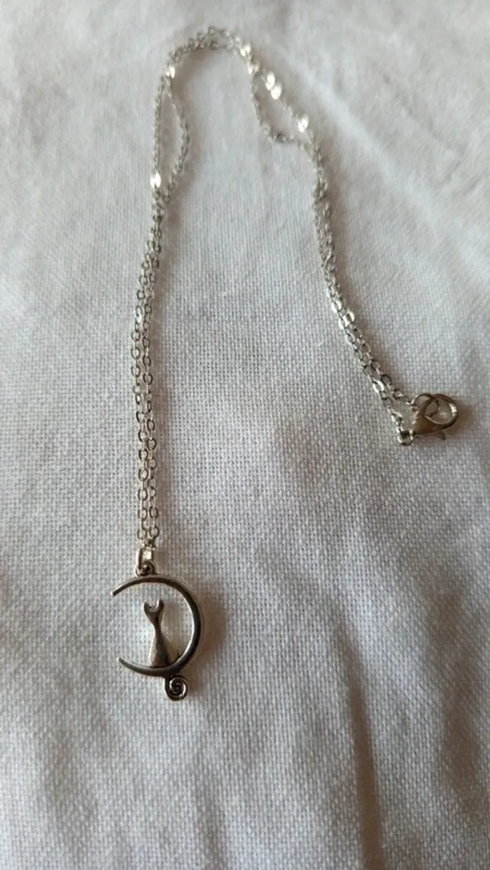 Collier 🔸 chat sur la lune - photo numéro 4