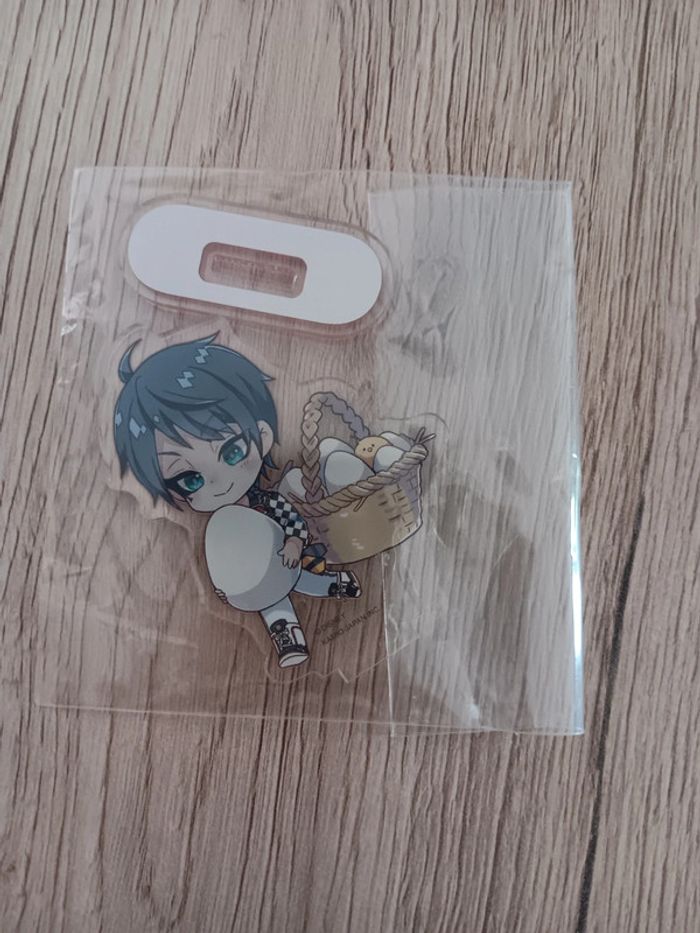 Standee twisted wonderland deuce heartlabyul