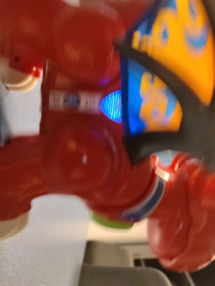 Tut tut copains William gentil dragon - photo numéro 3