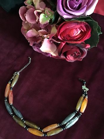 Beau shoker vintage bicolore. Années  70