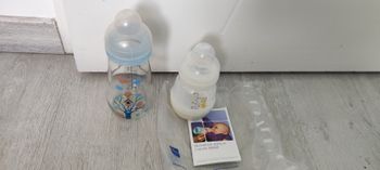 Lot de 2 biberons Mam