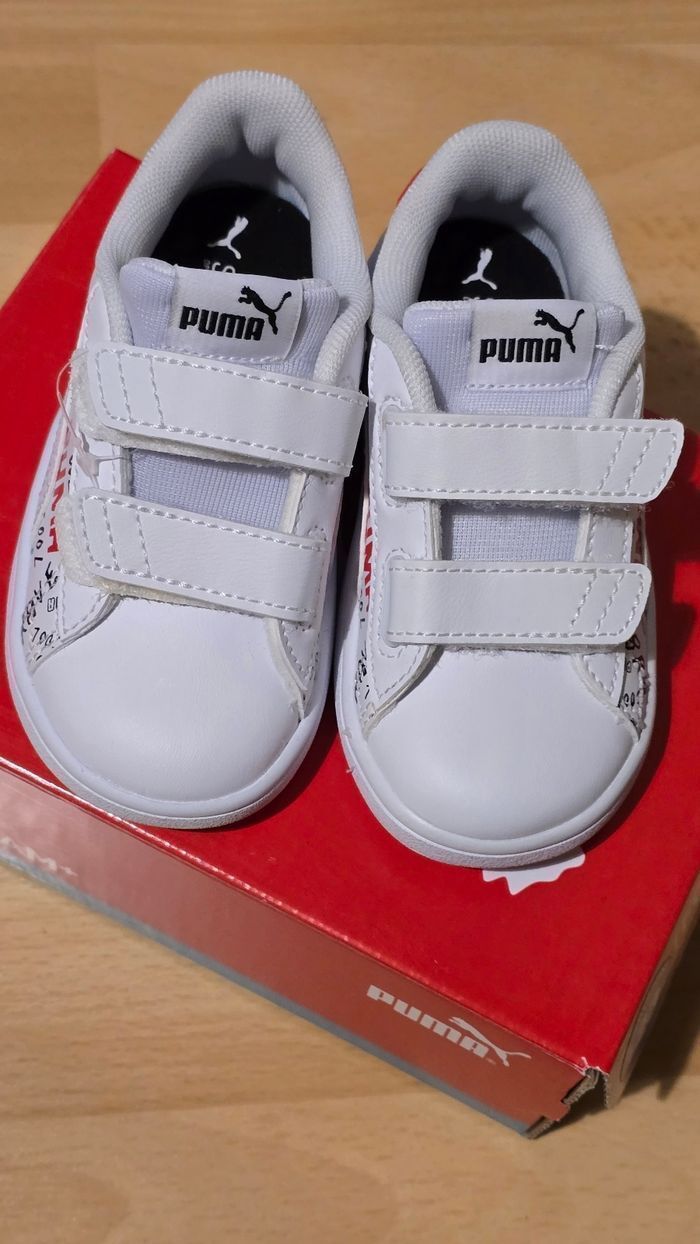 NEUVES (non portées)🏷 ⚘️⚘️🤩😍 superbes baskets mixtes PUMA pointure 23 🤩😍⚘️⚘️⚘️ - photo numéro 4