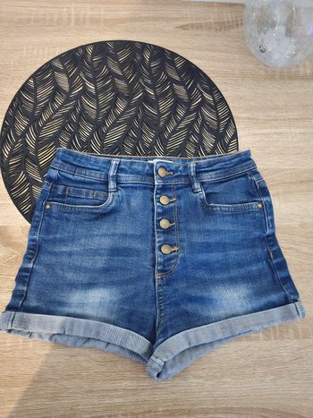 Short 10 ans