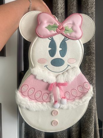 Loungefly bonhomme de neige Minnie hiver