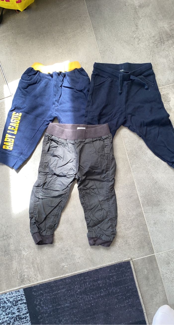 Lot de pantalon de survêtement - photo numéro 4