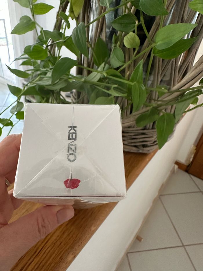 Eau de parfum FlowerbyKenzo en vaporisateur - photo numéro 4