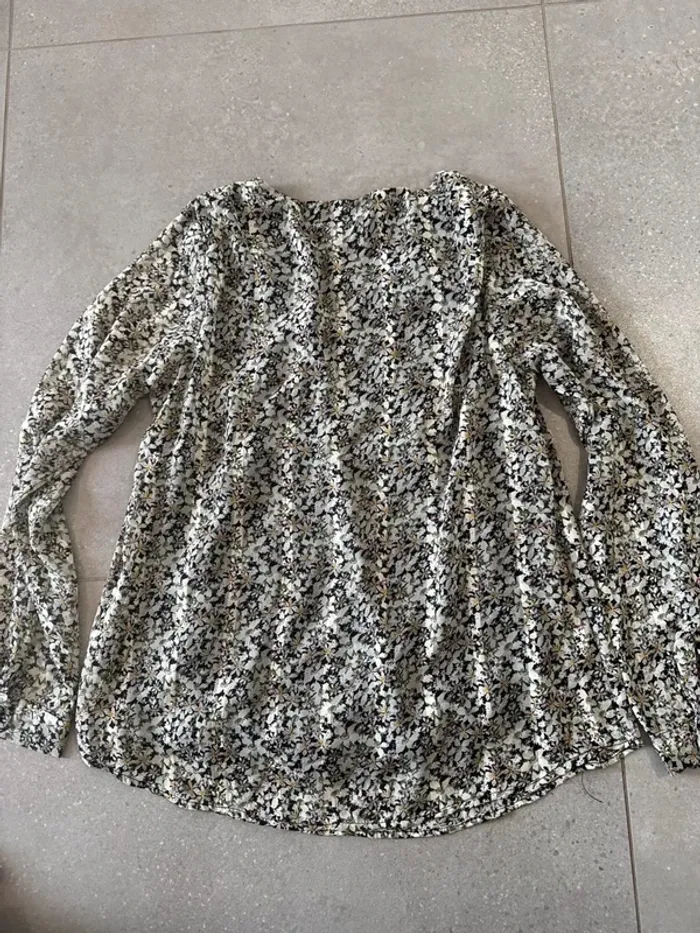 Haut by One, taille S/M, très bon état - photo numéro 3