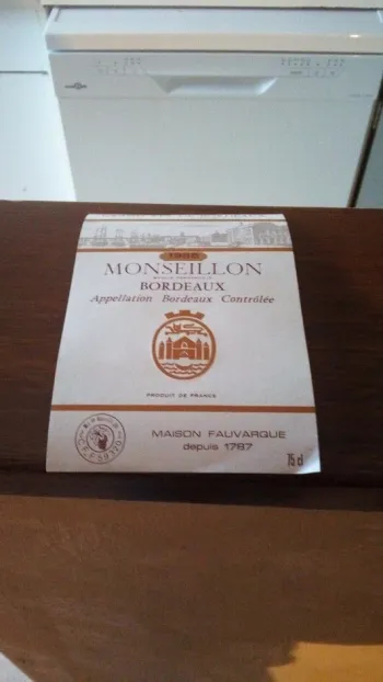 Étiquette De Vin Monseillon Bordeaux 1986 Neuve -