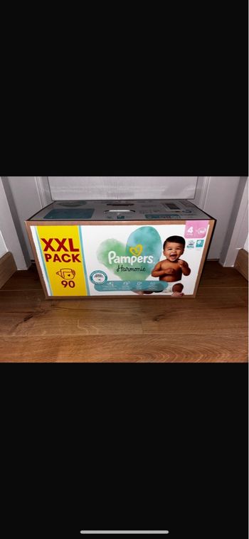 XXL Pack de 90 Couches Pampers Harmonie.