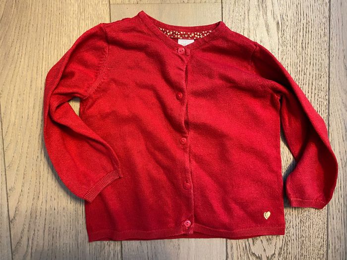 Gilet H&M rouge cœur doré 86cm 12-18 mois
