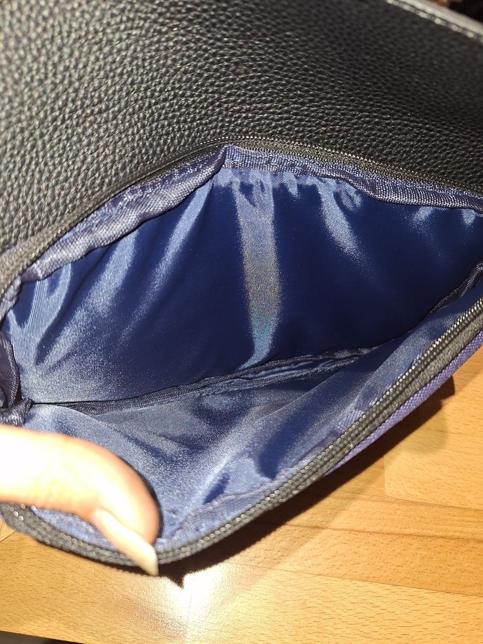 Pochette - photo numéro 2