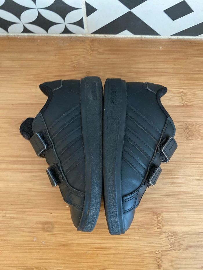 Sneakers Adidas Grand court 2.0 pointure 23 - photo numéro 4