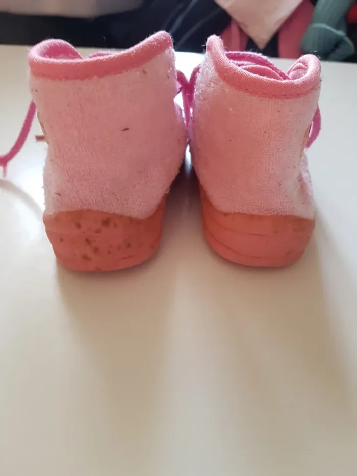 Chaussons 🔄 - photo numéro 3