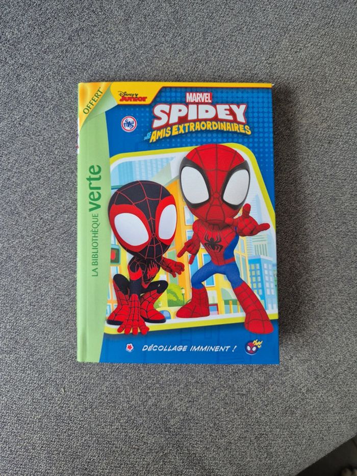 Livre Marvel Spidey