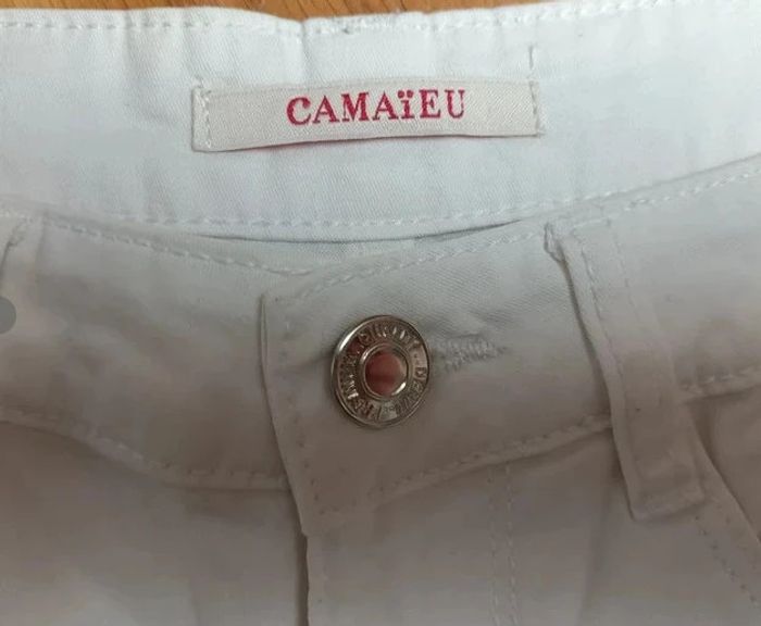 Short blanc Camaïeu brodé taille XS - 34 - photo numéro 4