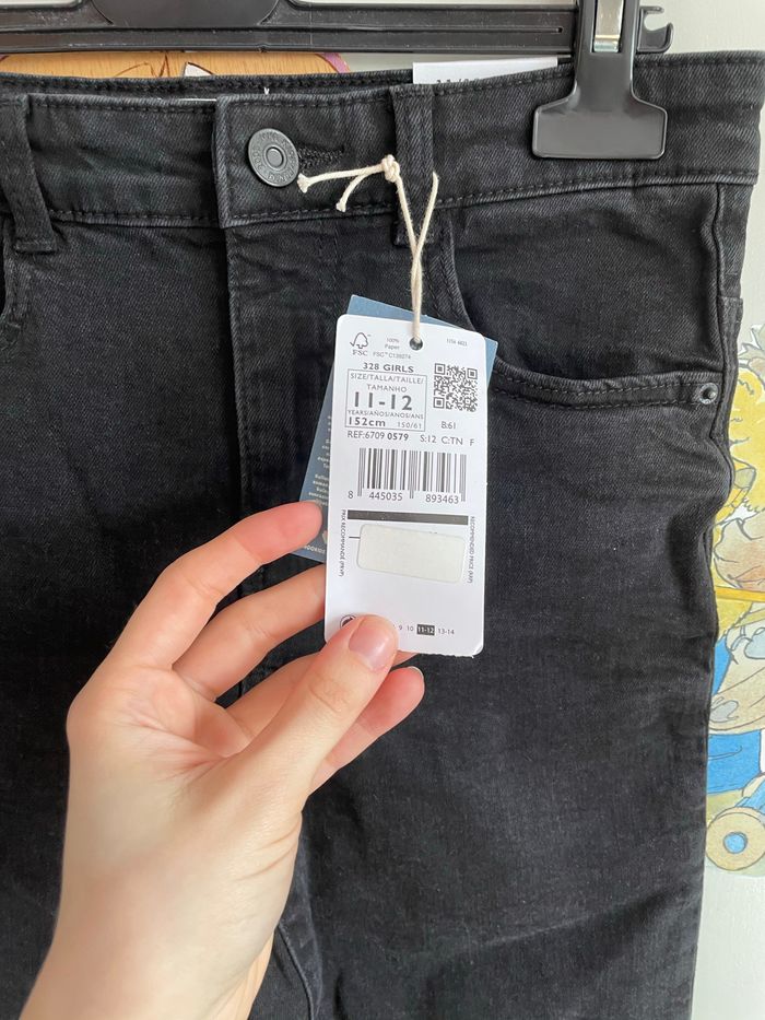 Jean noir, taille 11-12 ans, marque Mango - photo numéro 3