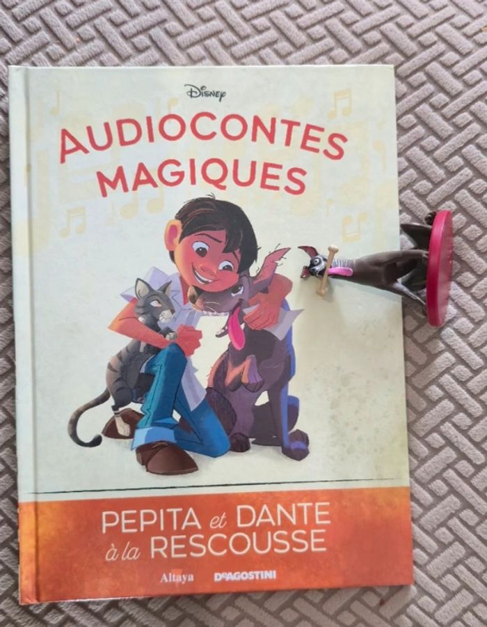 Numéro 125 Livre + figurine édition audiocontes Magiques Altaya édition disney audio compte conte