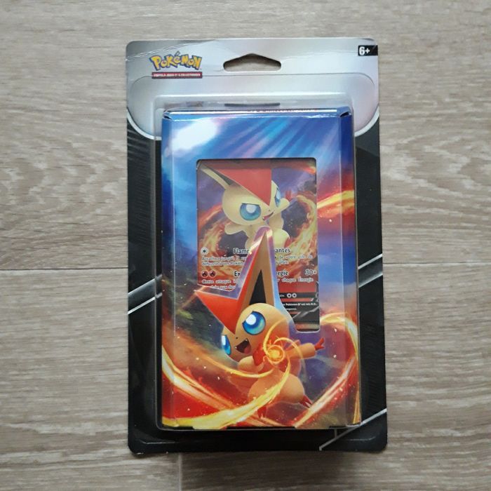 Deck de combat Pokémon Victini V NEUF