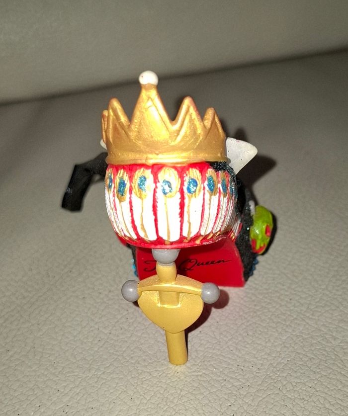 Mini chaussure mini shoes
ornement la mechante reine
disney - photo numéro 3