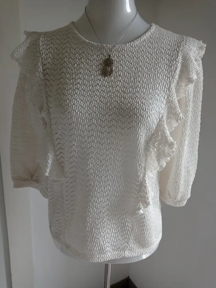 Magnifique haut blouse blanc cassé broderie manches 3/4 T.M Cache Cache