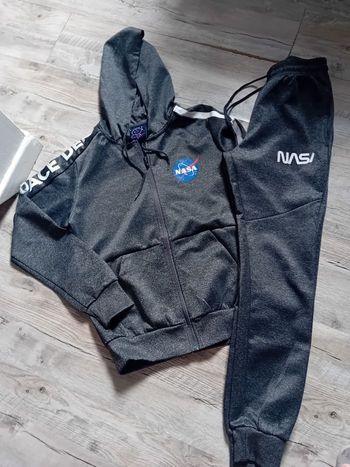 Jolie survêtement NASA Taille S