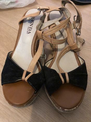 Sandales talon compensé  taille 37