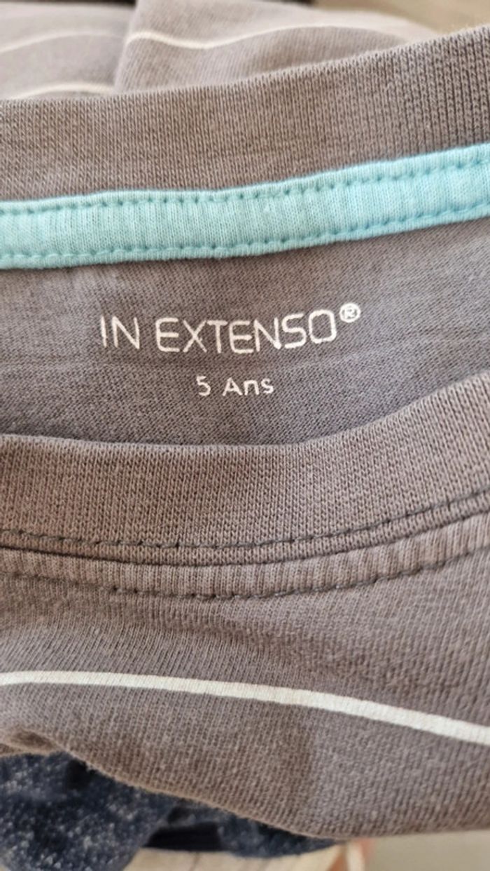 Tee-shirt longues manches. - photo numéro 3