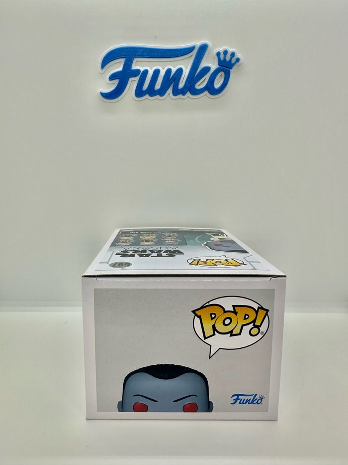 Funko Pop Star Wars Grand Admiral Thrawn 697 Diamond SDCC 3K Pcs - photo numéro 7