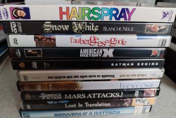 Lot N°3 de 10 DVD en tout genre, drames, humours, sciences fictions, thriller...