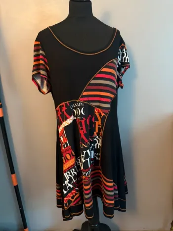 Robe colorée taille 5