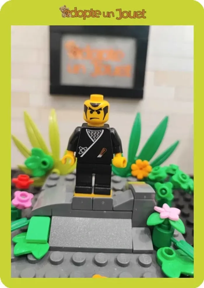 Lego - Figurine Castle - cas048 - Ninja (lire l'annonce)