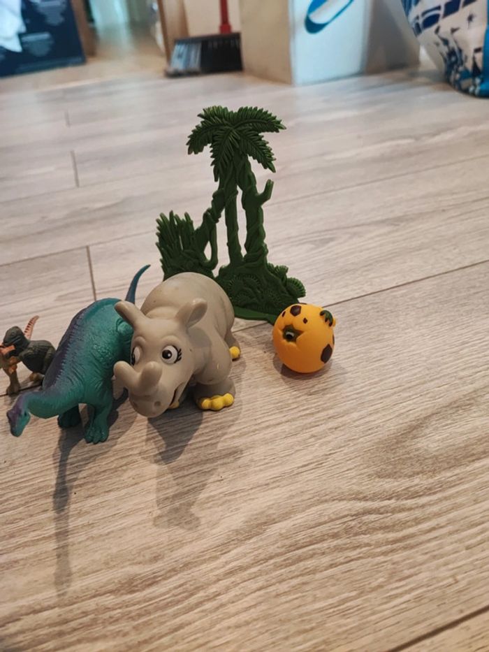 Lot dinosaures - photo numéro 3