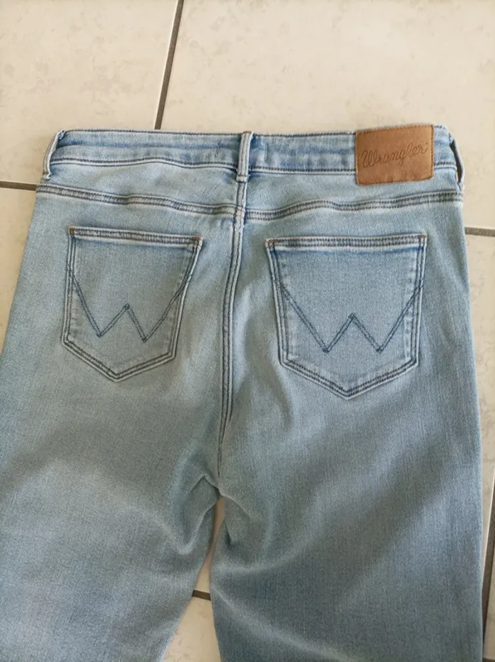 Jean Wrangler coupe Bootcut - photo numéro 2