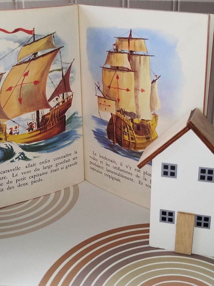 📚 Vintage Hachette Les albums Roses La petite Caravelle - photo numéro 2