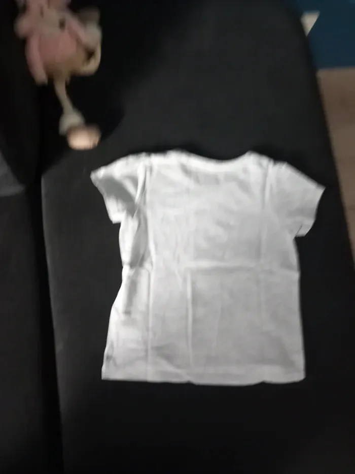 T shirt 3-4 ans - photo numéro 2