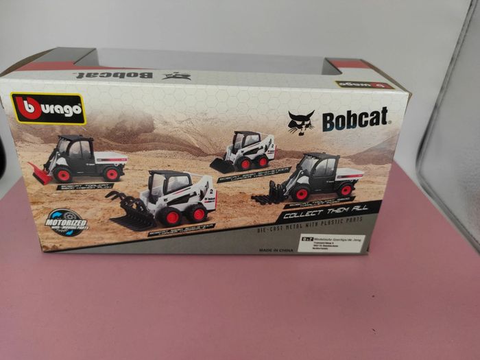 bobcat 4x4 toolcat 5600 with pallet fork bburago - photo numéro 6