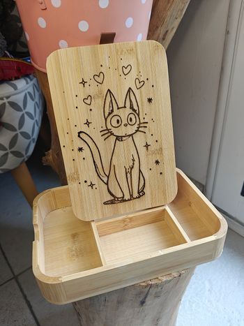 Boîte à maquillage ou bijoux en bois – Jiji | Miroir intégré