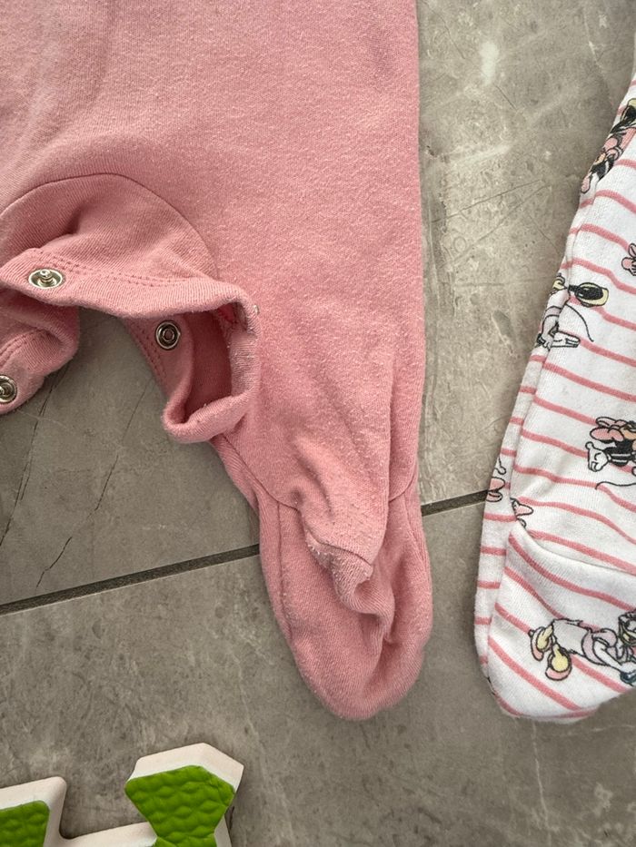 2 pyjamas Minnie