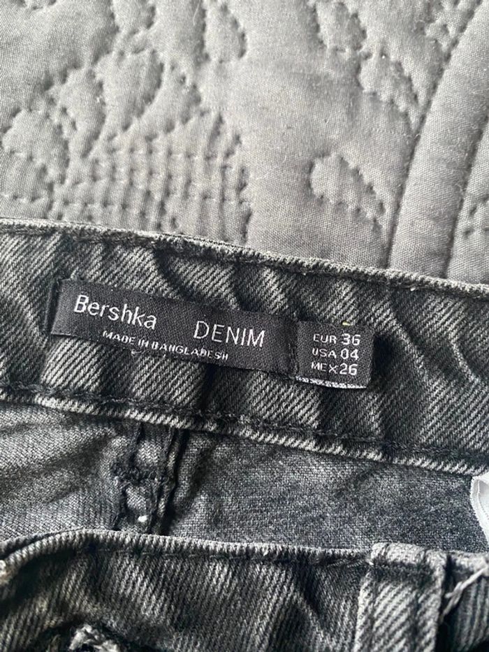 Jeans Bershka noir 🌸 taille 36 - photo numéro 8