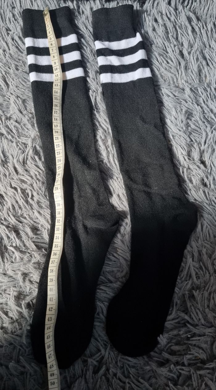 Une paire chaussette haute style Mercredi Addams 35-38 - photo numéro 4