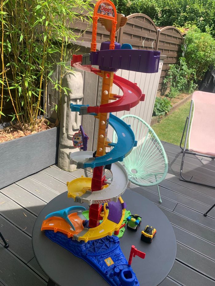 Vtech MegaTour spirale circuit 2 en 1 tut tut bolide + 4 véhicules parfait état - photo numéro 4