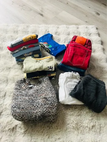 Lot vêtements garçon taille 6 ans