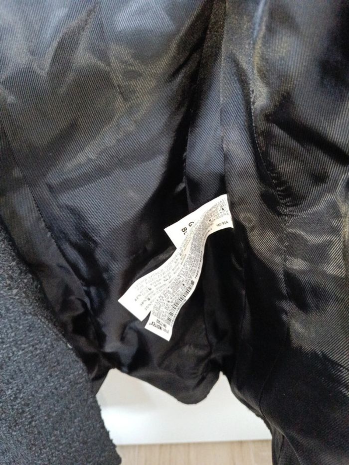Veste Zara XS noire jamais portée - photo numéro 5