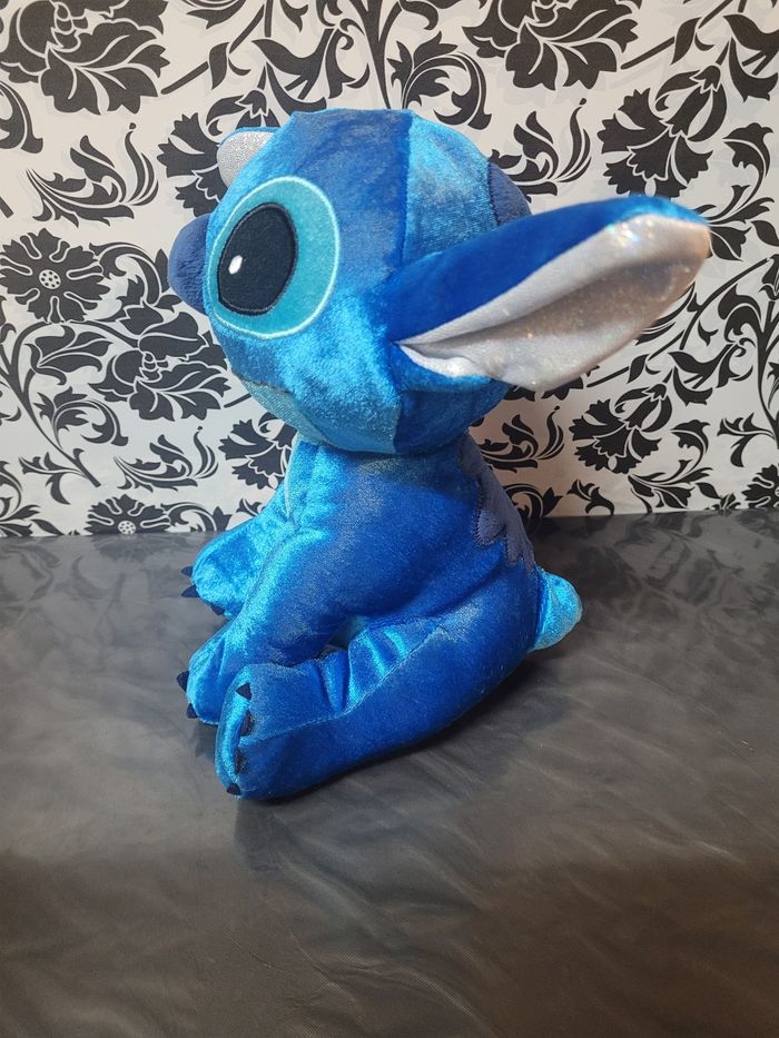 Peluche disney stitch 25 cm excellent état - photo numéro 2
