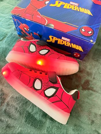 Basket Spiderman Marvel lumineux